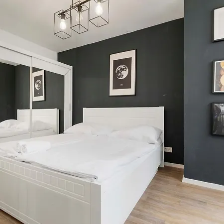 Lam Moon - Ac - Terrace * Bratislava