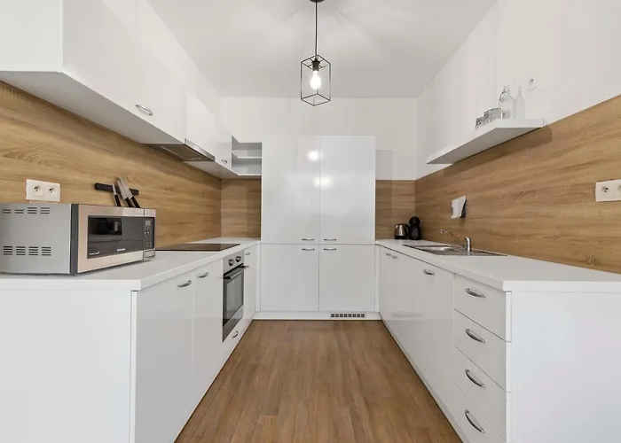 Lam Moon - Ac - Terrace Apartament